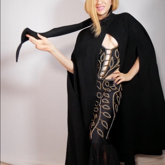 Black Laine Wool Cape With Scarf Circa 1980 - Picture 1 of 7